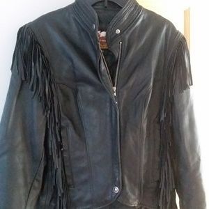 Womans Harley jacket s/m fits like Med.
